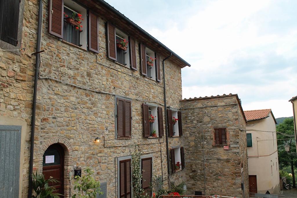 Casa Vacanze In Borgo Monteverdi Marittimo Eksteriør bilde