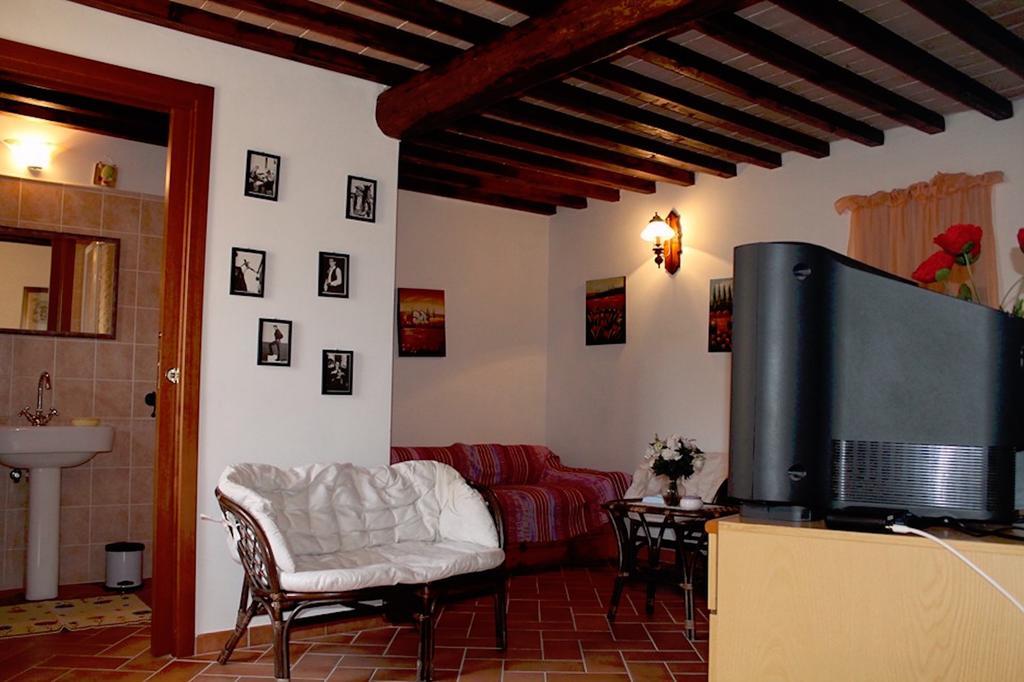 Casa Vacanze In Borgo Monteverdi Marittimo Eksteriør bilde